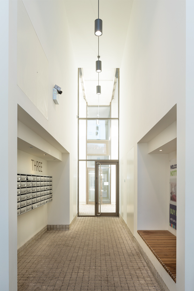 Nottingham-One-lobby