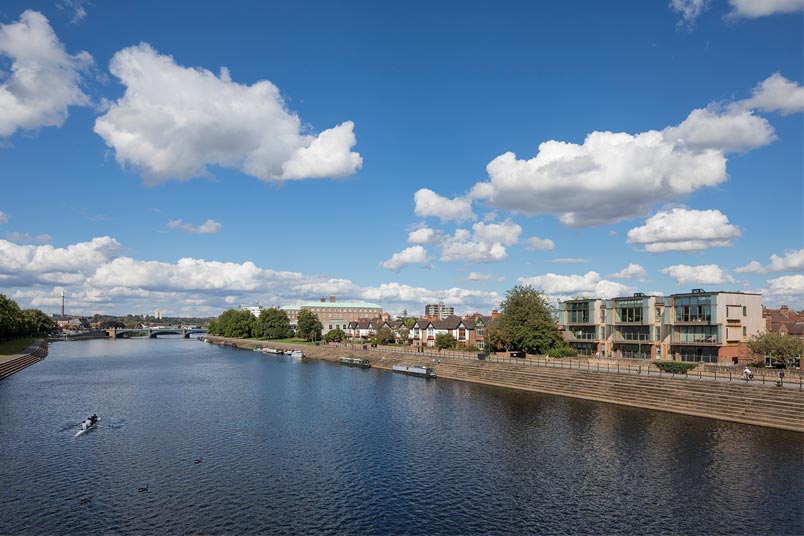 Balmoral-Avenue-river